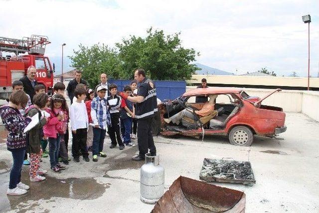 &Ouml;ğrencilerden İtfaiyeye Ziyaret 2