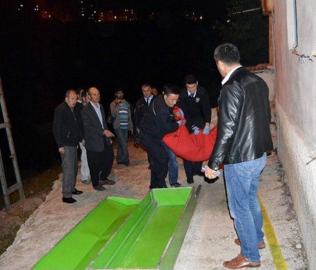 Zirai İla&ccedil; İ&ccedil;tikten Sonra Silahla İntihar Etti 2