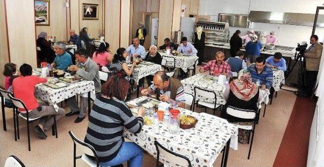 Ankara B&uuml;y&uuml;kşehir den Şefkat Eli 1