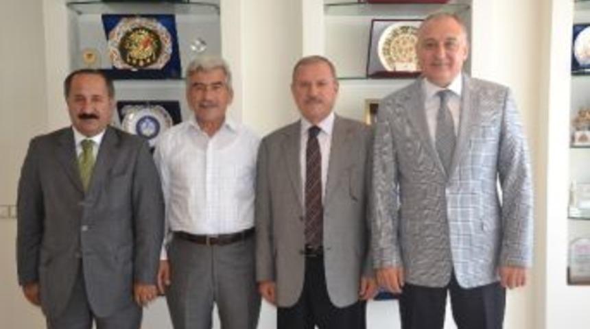 Ayakkabıcılar Federasyonu Başkanı Buğur&rsquo;dan Sevim&ccedil;ok&rsquo;a Ziyaret