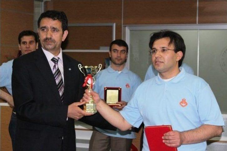 Gazeteciler Masa Tenisi Turnuvasıyla Stres Attı G5