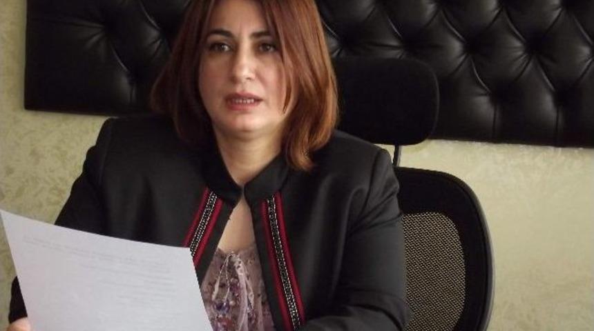 Malatya İl Halk K&uuml;t&uuml;phanesi M&uuml;diresi M&uuml;mine Aydın: