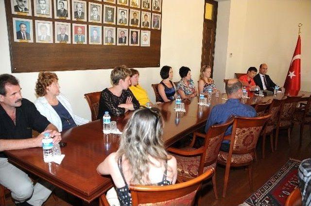 Kazakistan Cumhuriyeti Vatandaşlarından Valilik Ziyareti 1