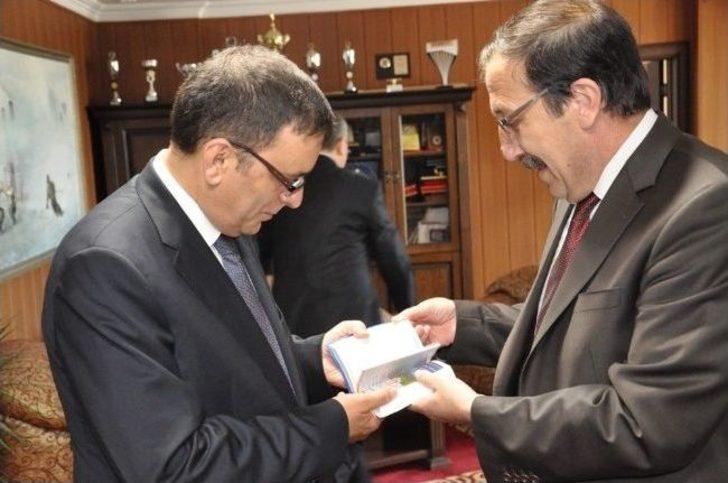 Taşkesenlioğlu’ndan Başkan Bulutlar’a Ziyaret G4