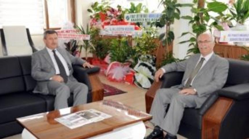 Vali Yılmaz, M&uuml;ft&uuml; G&uuml;l'&uuml; Ziyaret Etti