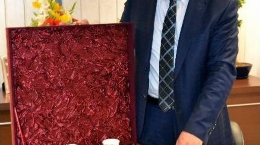 Kocasinan Belediyesinde Nikah Kıydıran &Ccedil;iftlere Nikah Paketi Hediye