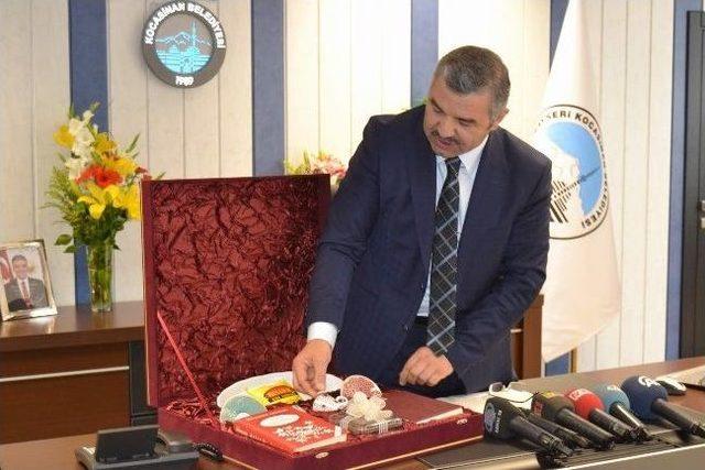 Kocasinan Belediyesinde Nikah Kıydıran &Ccedil;iftlere Nikah Paketi Hediye 2