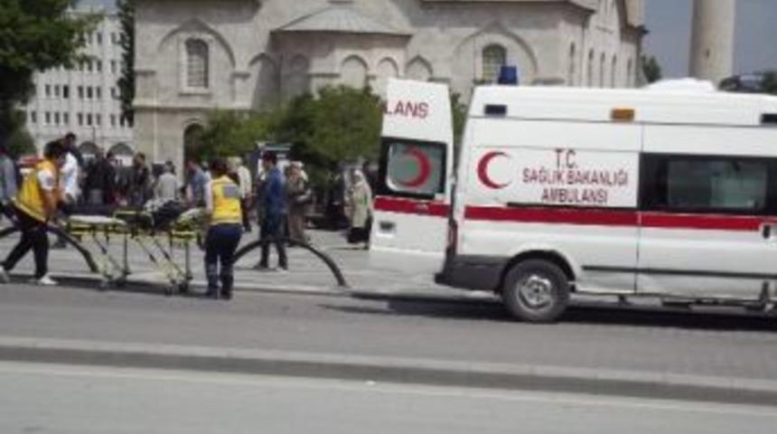 Epilepsi Hastanın Feryadına 112 Ambulansı Yetişti