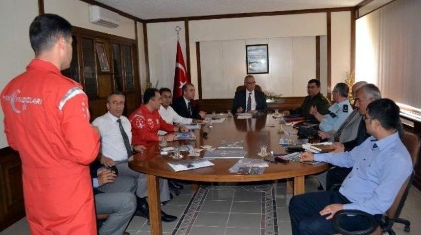 T&uuml;rk Yıldızları Niğde&rsquo;de G&ouml;steri Yapacak