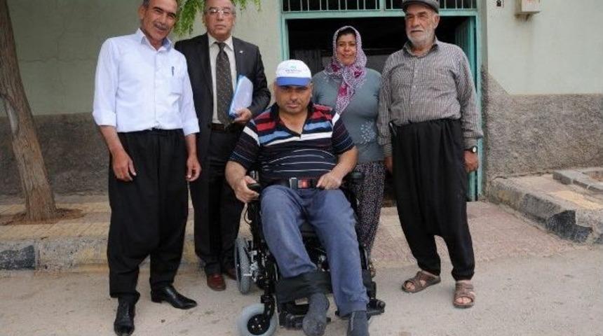 Başkan Fadıloğlu Engelli Gökşahan’a Verdiği Sözü Yerine Getirdi