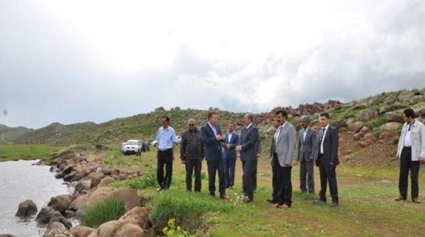 Vali Büyükersoy Hamurpet Göllerinde