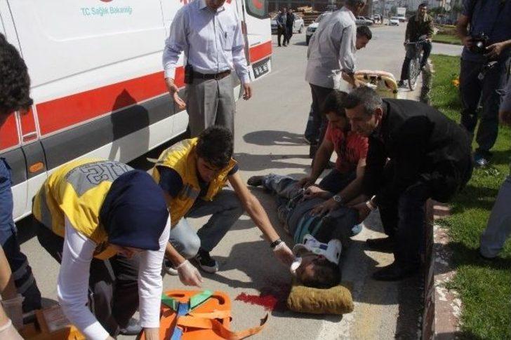 Minibüsle Çarpışan Bisiklet Sürücüsü Ağır Yaralandı G5