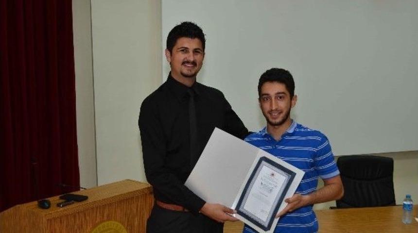 Me&uuml;'de 'akran Rehberliği' Eğitimi