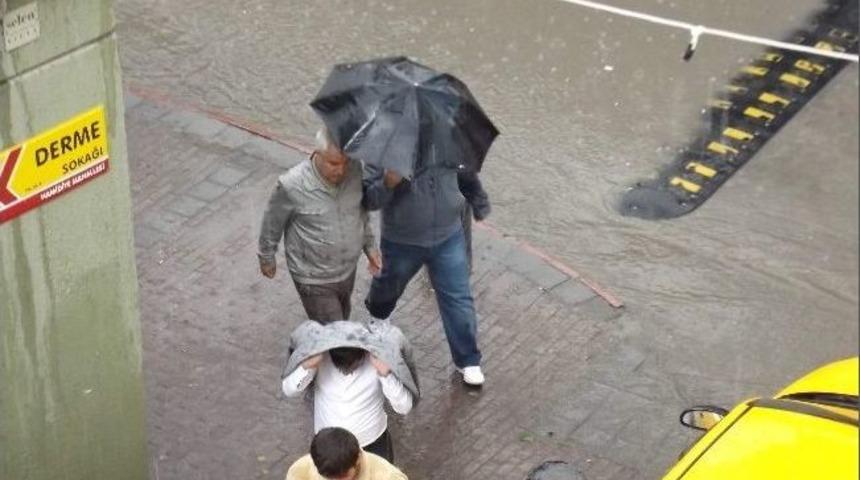 Dolu Ve Yağmur Etkili Oldu