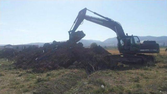 Kaçakçılıkta Kullanılan İş Makinesine El Konuldu