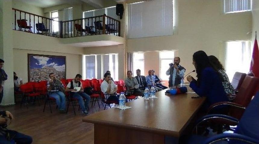 Eşbaşkanlar Mardin'de Su Ve İmar Sorununu Masaya Yatırdı