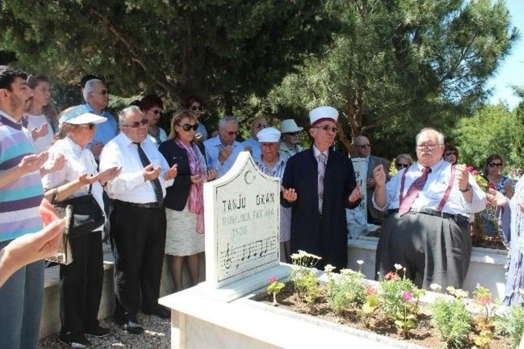 Tanju Okan &Ouml;l&uuml;m&uuml;n&uuml;n 18. Yılında Urla'da Anıldı