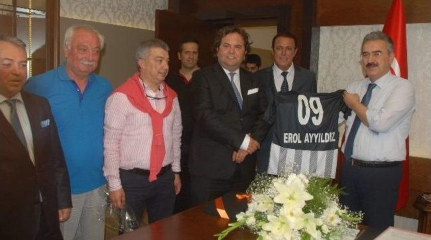 Aydınspor 1923'&uuml;n Yeni Y&ouml;netiminden Vali Ayyıldız&rsquo;a Ziyaret