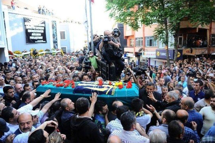 Uğur Kurt’un Cenazesi Evine Getirildi G1