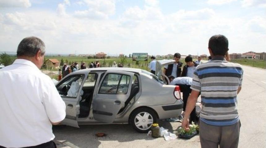 Ankara-&ccedil;ankırı Karayolu&rsquo;nda Trafik Kazası: 3 Yaralı