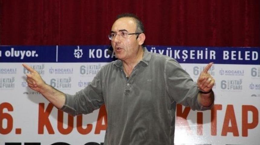 Sunay Akın: &ldquo;ışık Aydınlıktakilere Verilmez&rdquo;