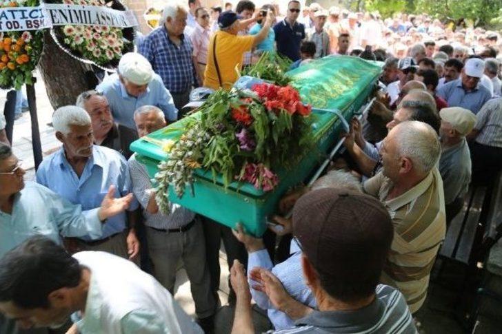 Nazmi Doğru Hayatını Kaybetti G4