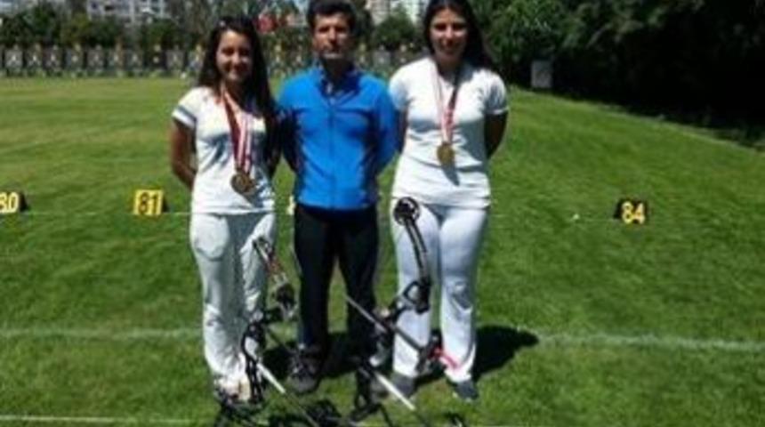 Mersinli Ok&ccedil;u Aleyna Ak&ccedil;ınar, Avrupa Şampiyonu Oldu