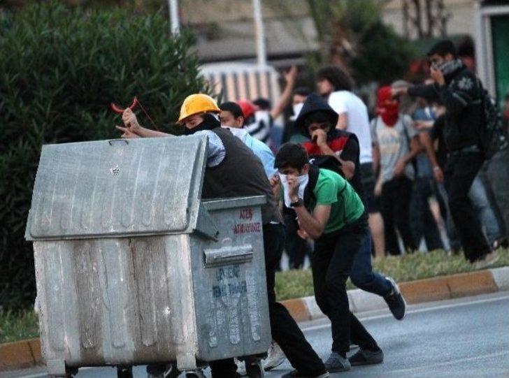 Mersin'de Göstericilere Polisten Müdahale G1