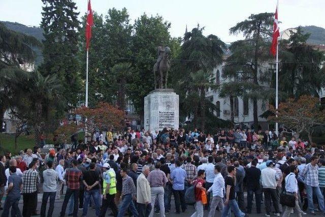 Bursa’da Okmeydanı Olayları Protesto Edildi