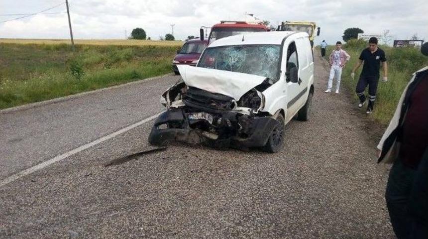 Tekirdağ&rsquo;da Trafik Kazası: 8 Yaralı