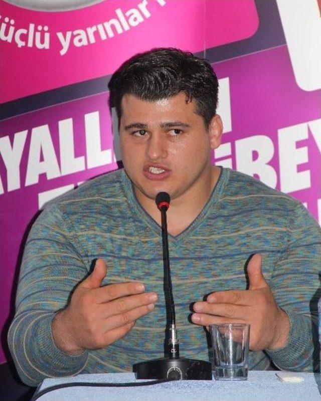 Milli Sporcular Gen&ccedil;lerle Buluştu 1