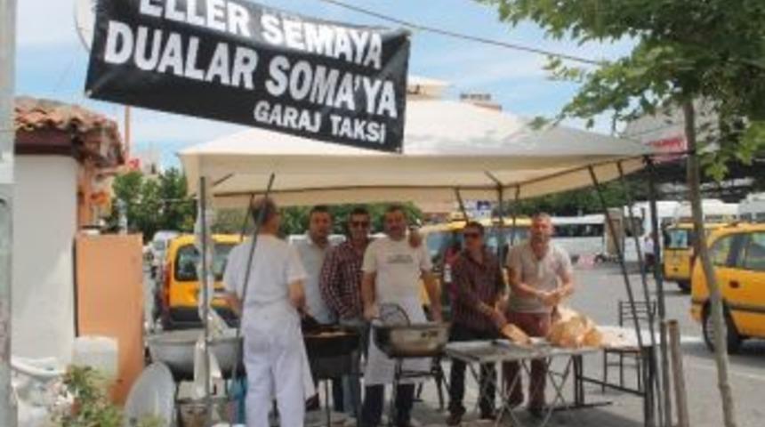 Sel&ccedil;uklu Taksiciler Soma Şehitleri İ&ccedil;in Lokma D&ouml;kt&uuml;rd&uuml;