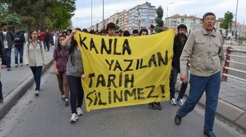 Okmeydanı'nda &Ouml;ld&uuml;r&uuml;len Uğur Kurt İ&ccedil;in Kayseri'de Protesto Y&uuml;r&uuml;y&uuml;ş&uuml;
