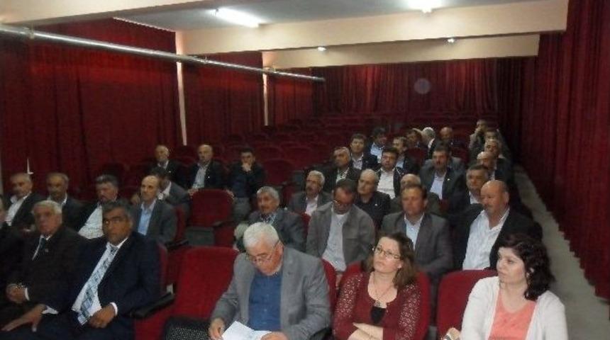 Vize'de Muhtarlara Eğitim Semineri Verildi