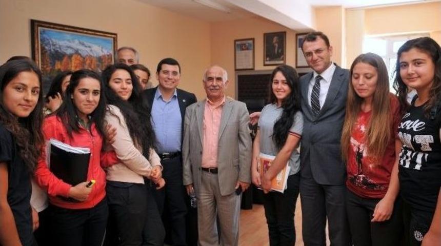 İlk Gen&ccedil;lik Meclisi Kepez&rsquo;de