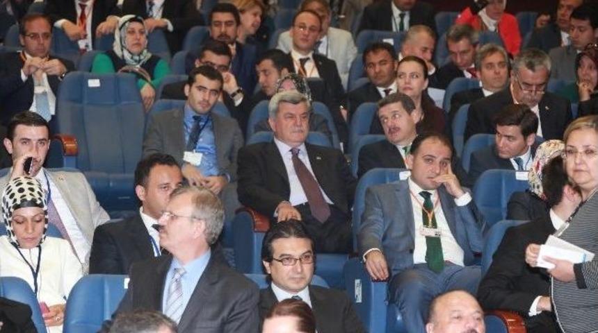 Başkan Karaosmanoğlu, İl Başkanları Toplantısına Katıldı