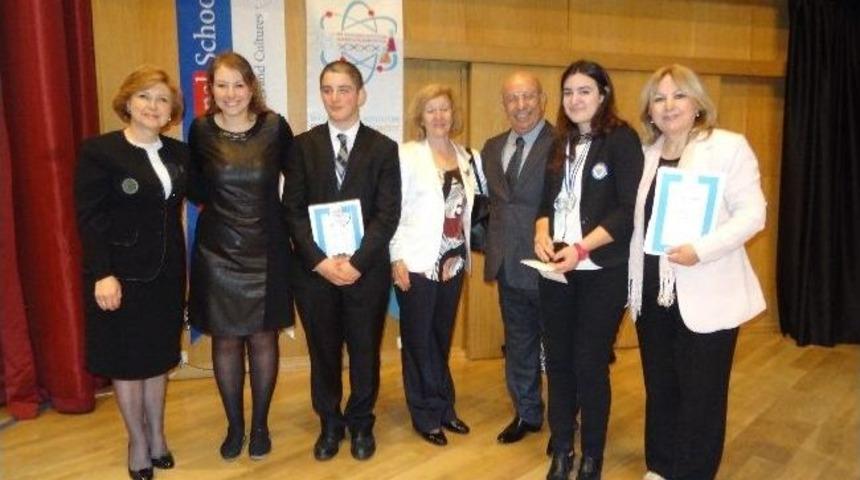 İzmir Fatih Koleji &Ouml;ğrencilerinden B&uuml;y&uuml;k Başarı