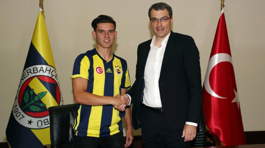 Fenerbah&ccedil;eli futbolcu Ferdi Kadıoğlu'nun tercihi A Milli Futbol Takımı olacak