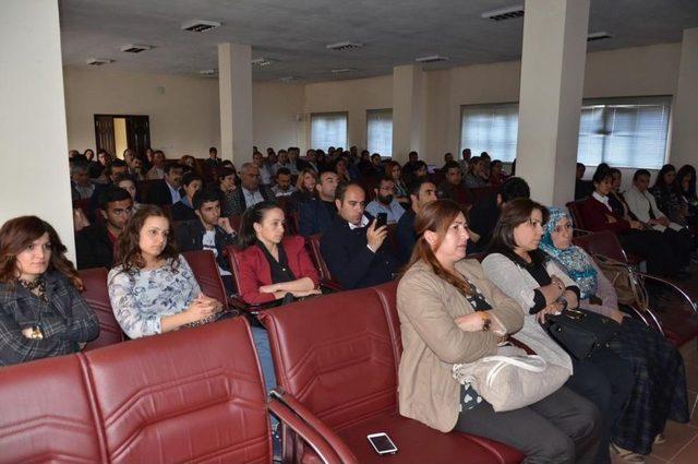 Yüksekova da "çocuk Istismarı" Paneli 1