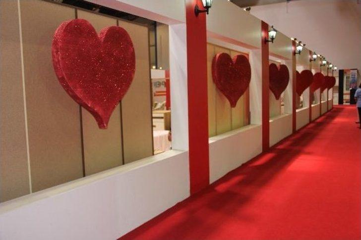 Mersin 8. Mobilya, Evlilik Ve Çeyiz Fuarı Açıldı G2