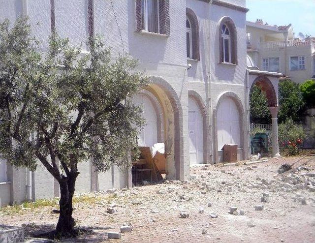 Tekirdağ da Deprem Nedeniyle Cami Şerefeleri Yıkıldı 2