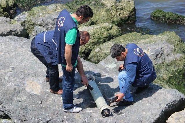 Samsun’da Esrarengiz Askeri Cihaz Kıyıya Vurdu