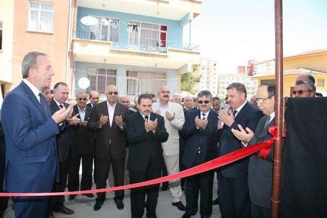 Sungurlu da Öğrenciler Yararına Hayır Çarşısı Açıldı 1