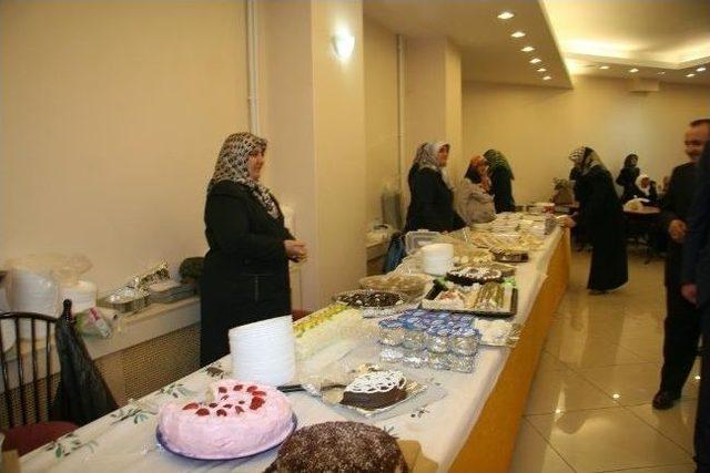 Sungurlu da Öğrenciler Yararına Hayır Çarşısı Açıldı 2