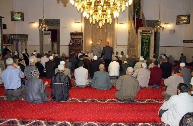 Boz&uuml;y&uuml;k Semerkand Vakfı ndan Soma İ&ccedil;in Mevlit 1