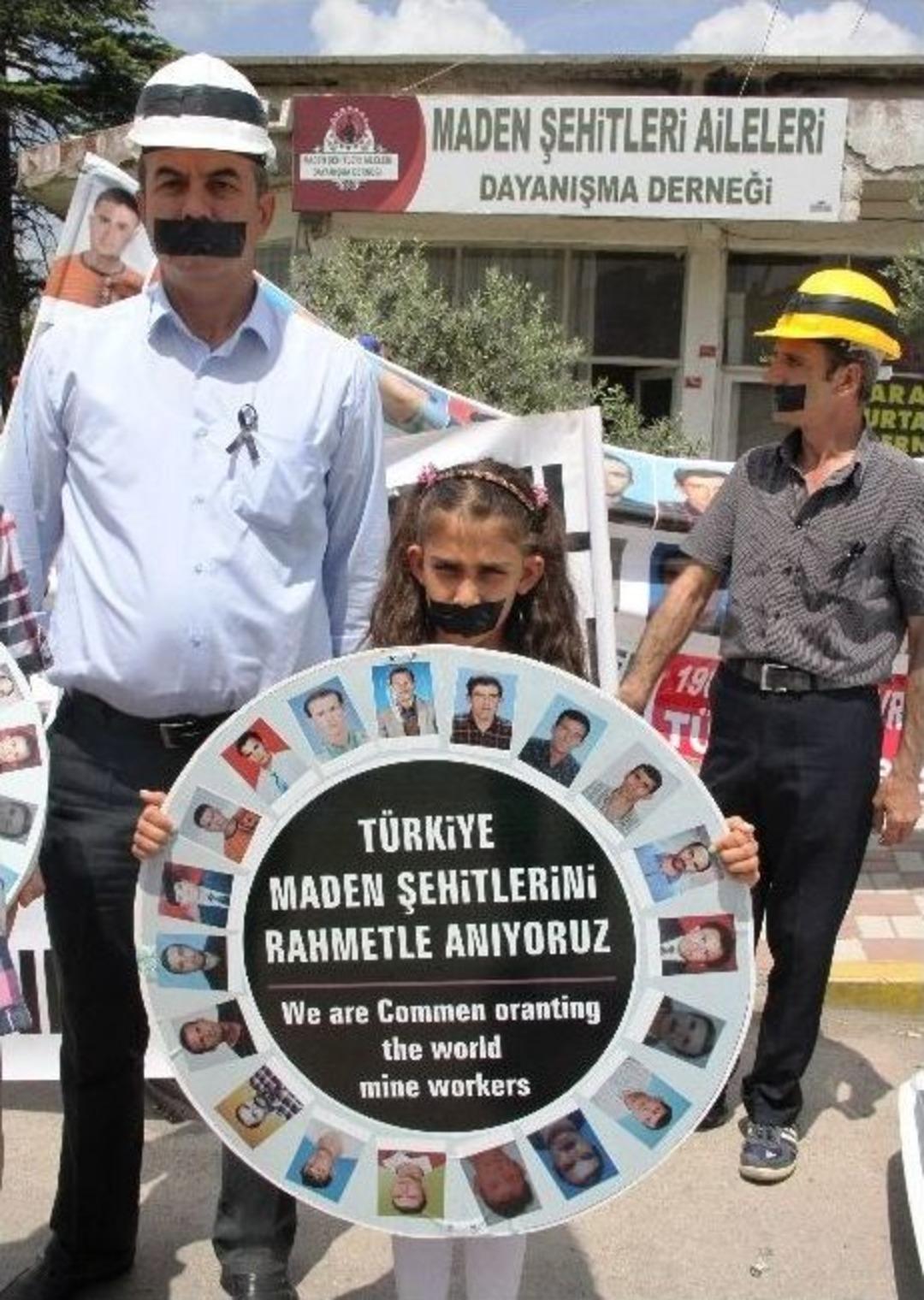 Şehit Madenci Yakınlarından Bayıltan Eylem