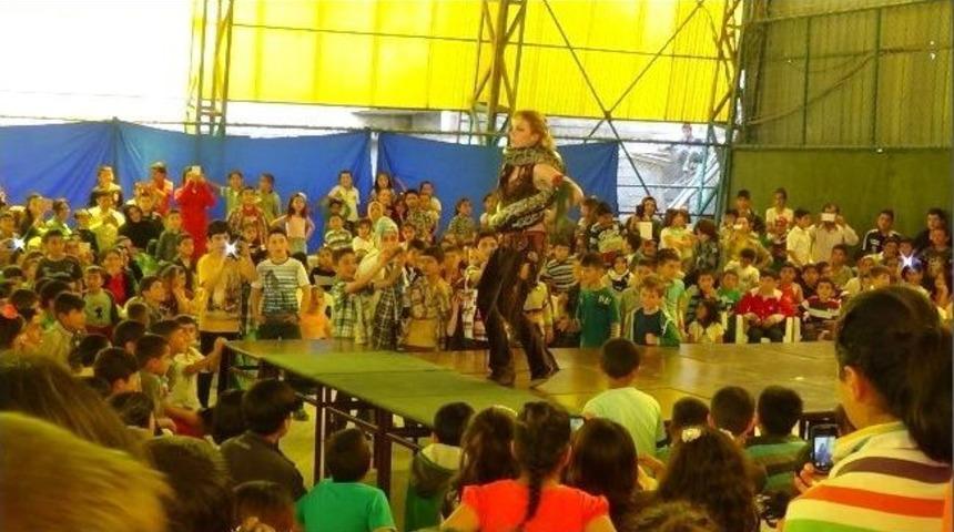 Hakkari&rsquo;de İlk Sirk G&ouml;sterisi