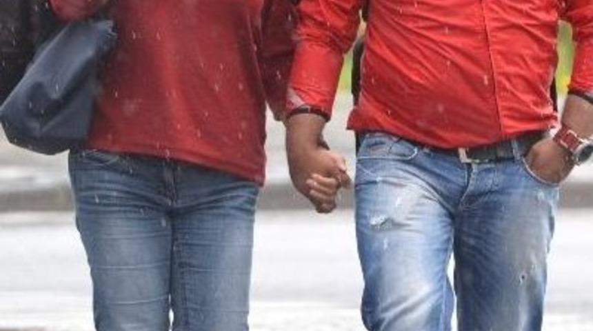 &Ccedil;ift&ccedil;ilerin Beklediği Yağmur Nihayet Geldi