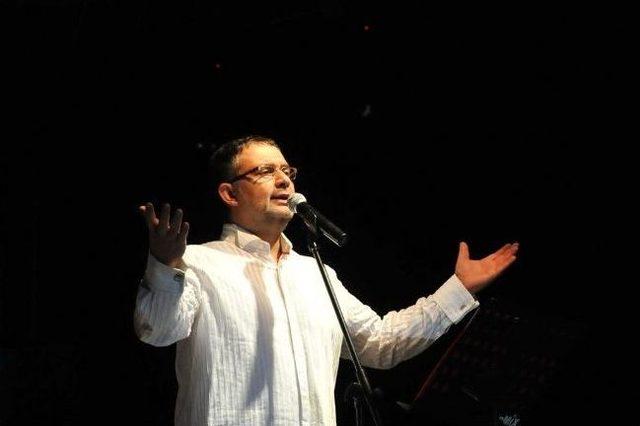 &Uuml;stad, Doğumunun 110. Yılında Anılacak 1