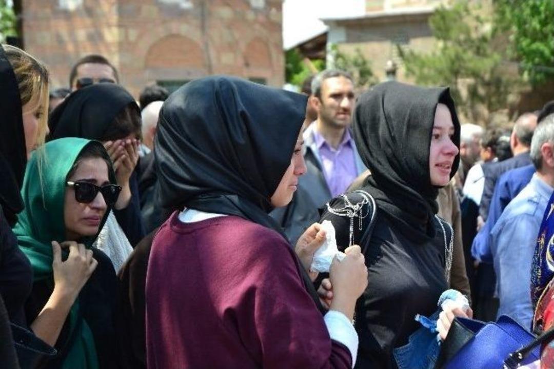 Mavi Marmara'nın Son Şehidi Toprağa Verildi